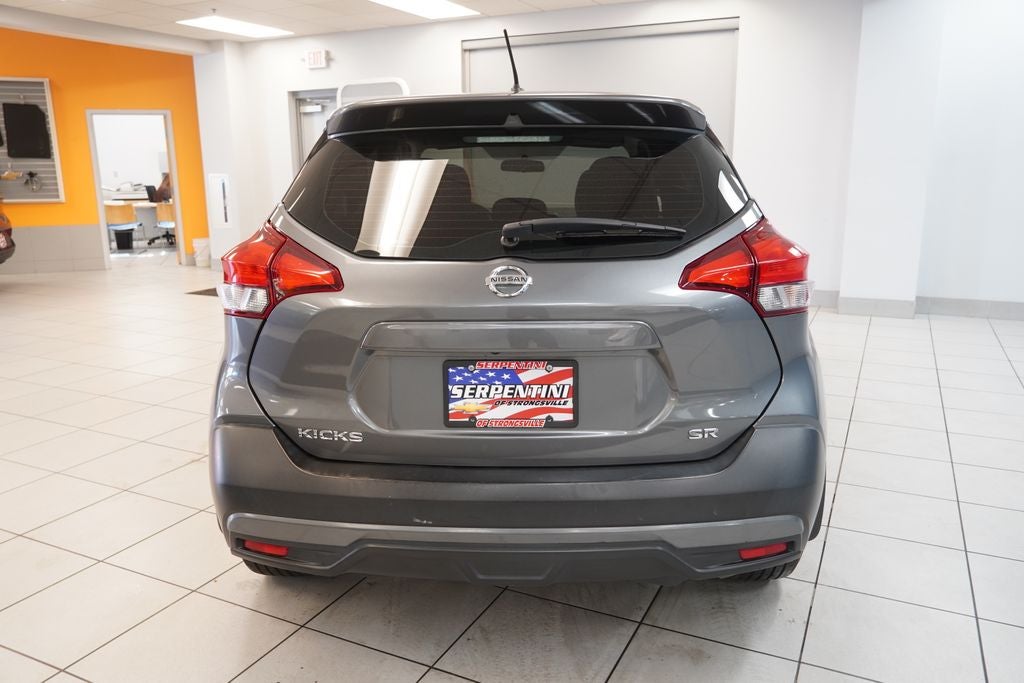 2019 Nissan Kicks SR