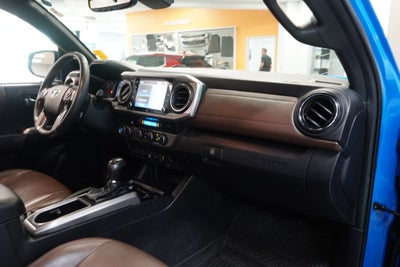 2021 Toyota Tacoma Limited V6