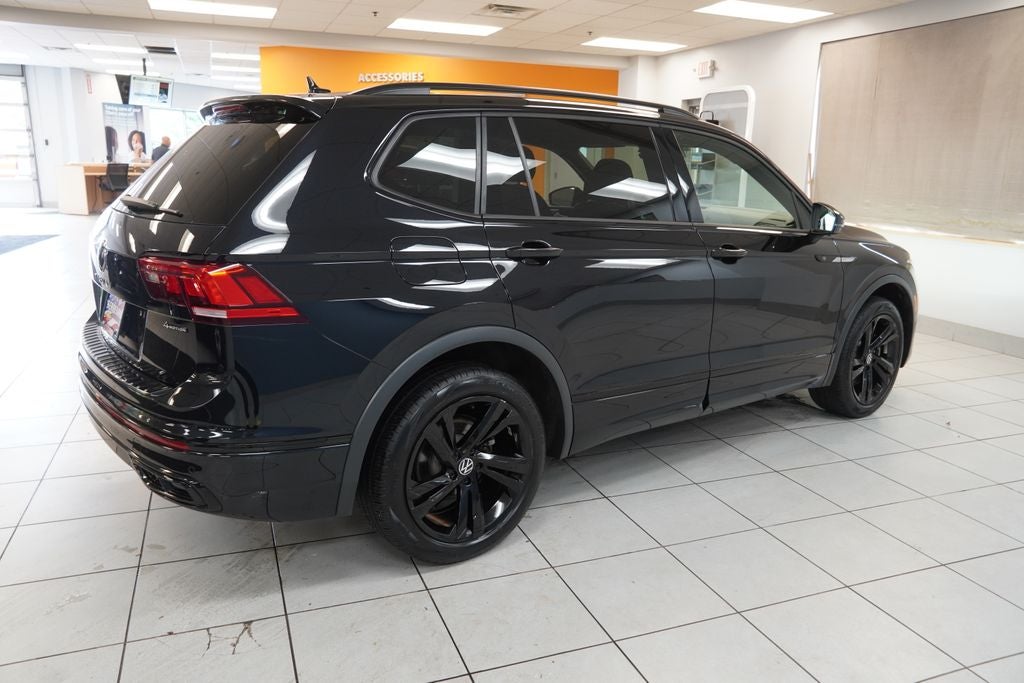 2023 Volkswagen Tiguan 2.0T SE R-Line Black (AWD)
