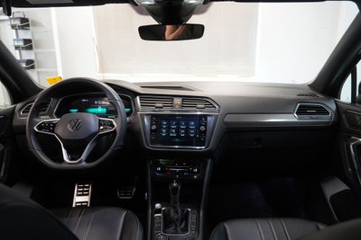 2023 Volkswagen Tiguan 2.0T SE R-Line Black (AWD)
