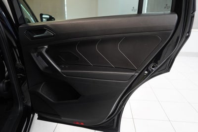 2023 Volkswagen Tiguan 2.0T SE R-Line Black (AWD)