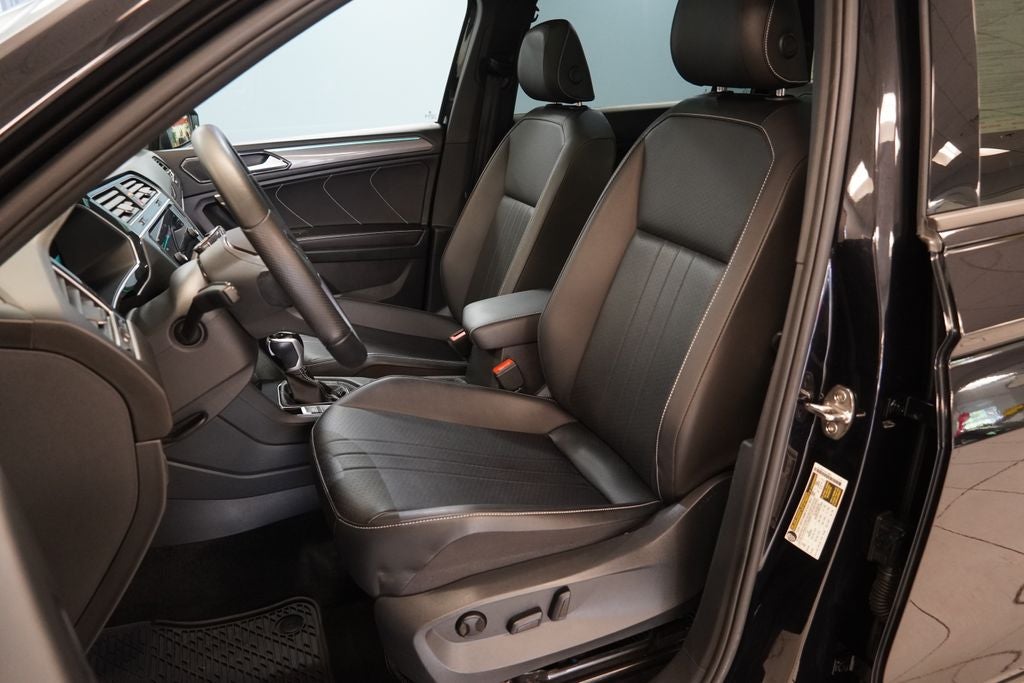2023 Volkswagen Tiguan 2.0T SE R-Line Black (AWD)