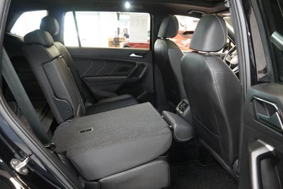 2023 Volkswagen Tiguan 2.0T SE R-Line Black (AWD)