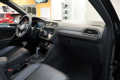 2023 Volkswagen Tiguan 2.0T SE R-Line Black (AWD)