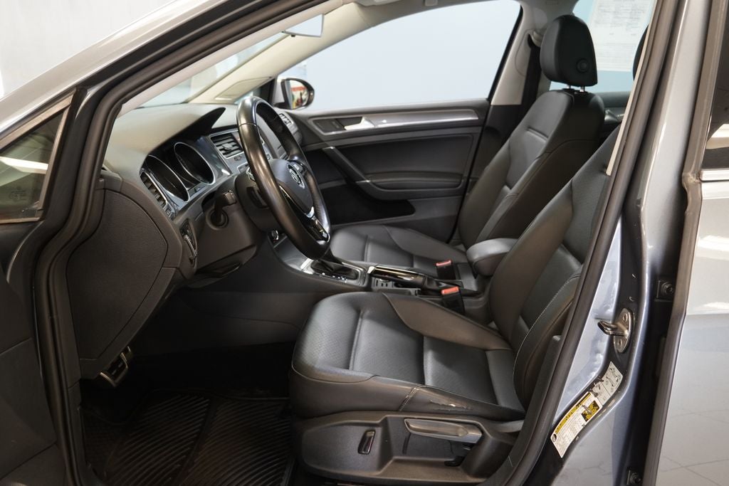 2017 Volkswagen Golf Alltrack AWD 4Motion
