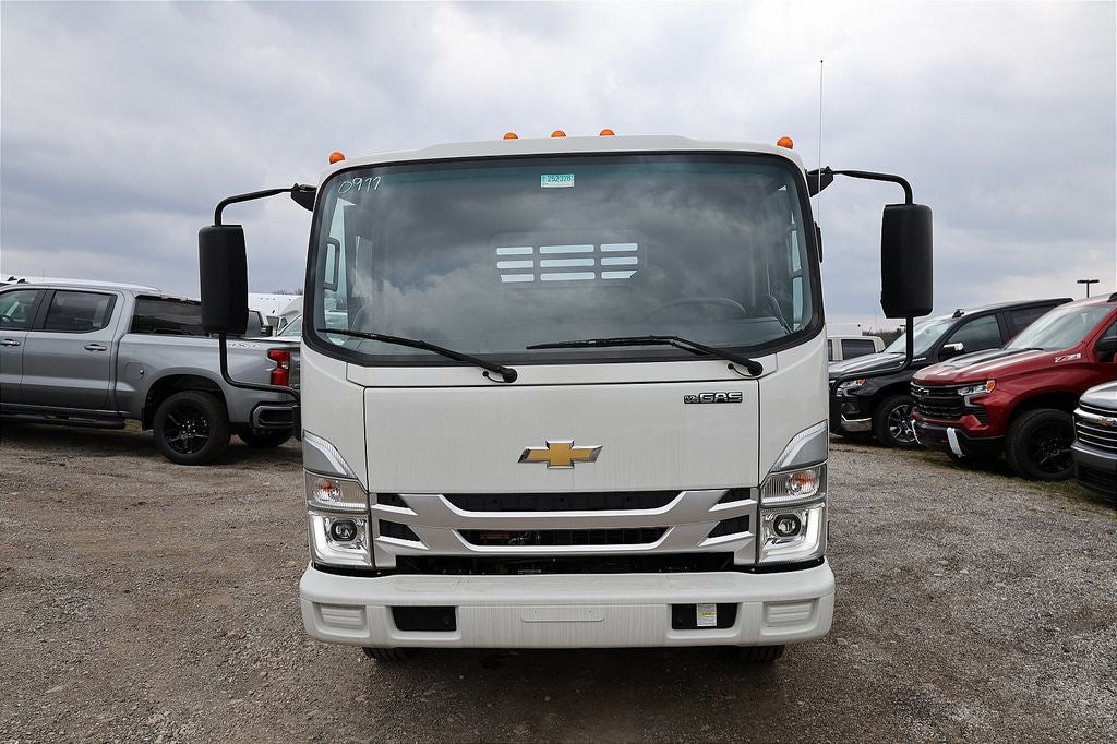 2025 Chevrolet 5500 XG LCF Gas Base