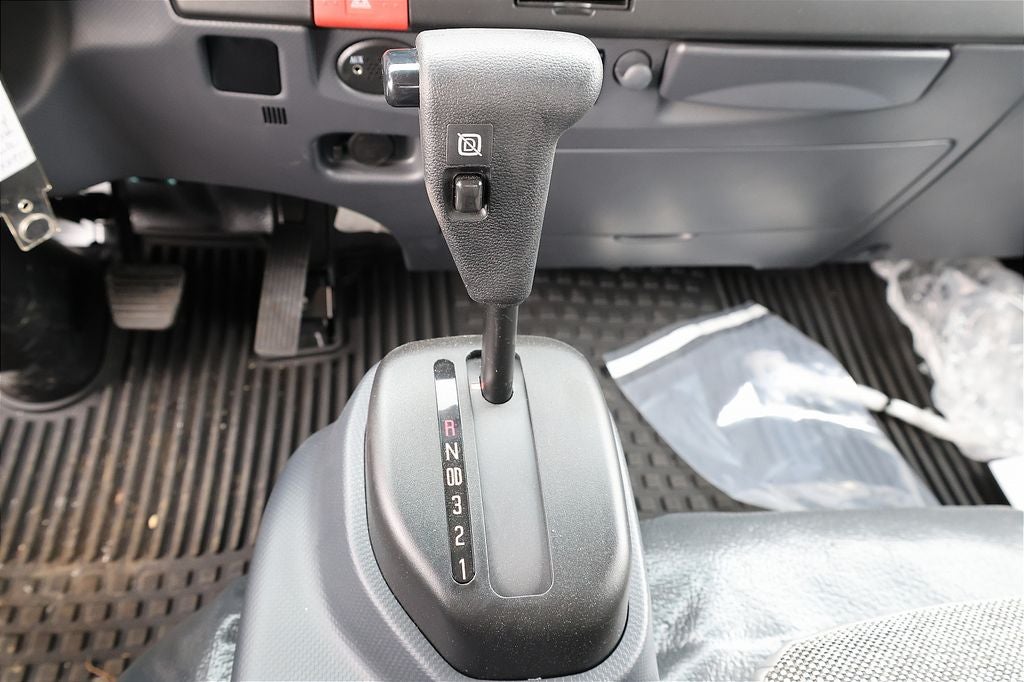 2025 Chevrolet 5500 XG LCF Gas Base