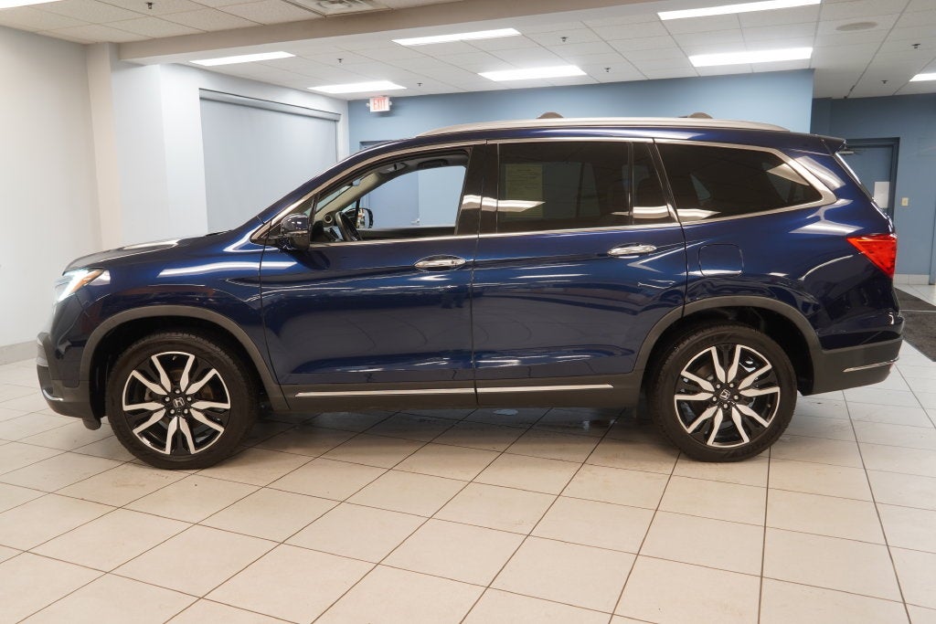 2021 Honda Pilot Touring 7 Passenger ( AWD )