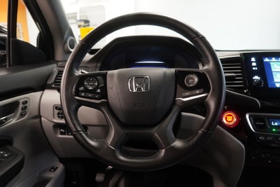 2021 Honda Pilot Touring 7 Passenger ( AWD )