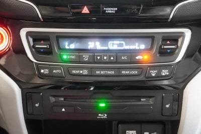 2021 Honda Pilot Touring 7 Passenger ( AWD )