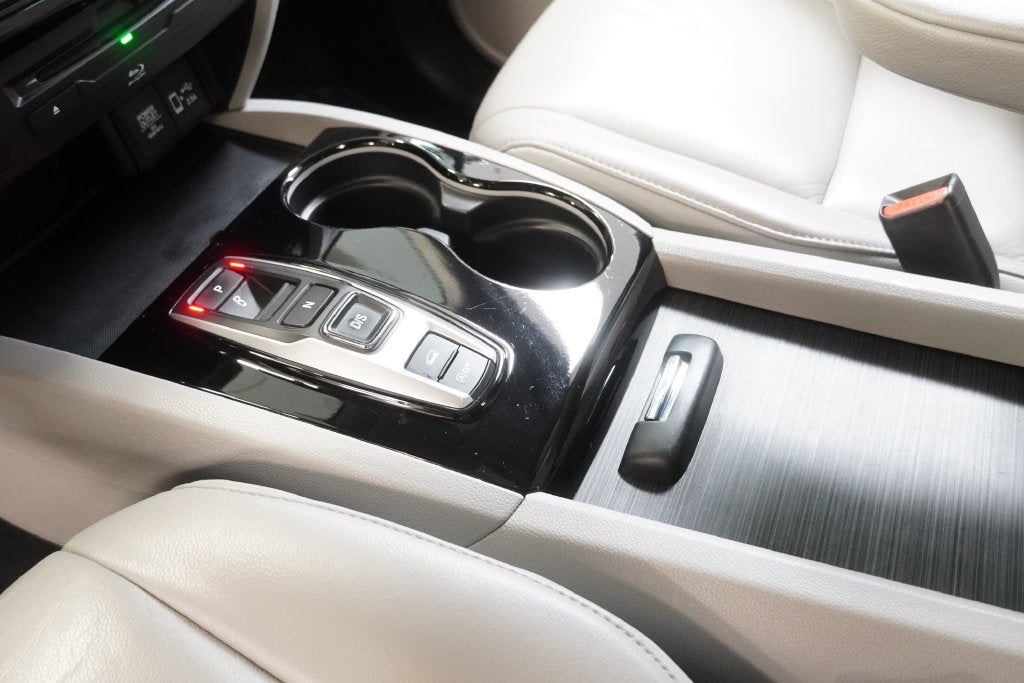 2021 Honda Pilot Touring 7 Passenger ( AWD )