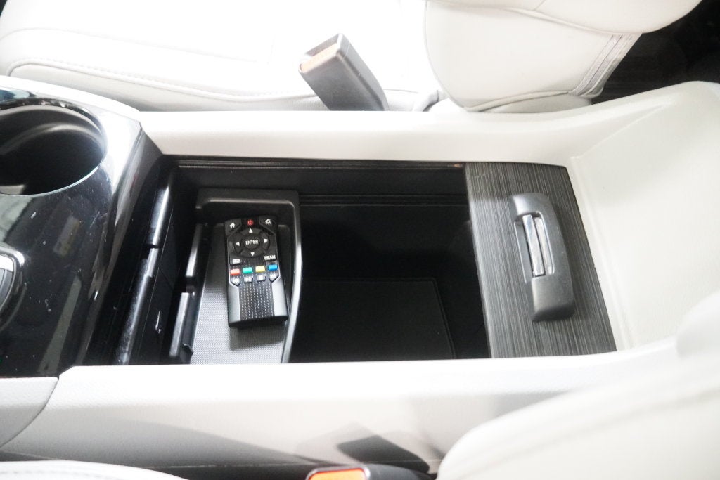 2021 Honda Pilot Touring 7 Passenger ( AWD )