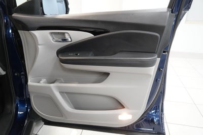 2021 Honda Pilot Touring 7 Passenger ( AWD )