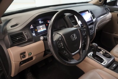 2016 Honda Pilot EX-L w/Rear Entertainment System