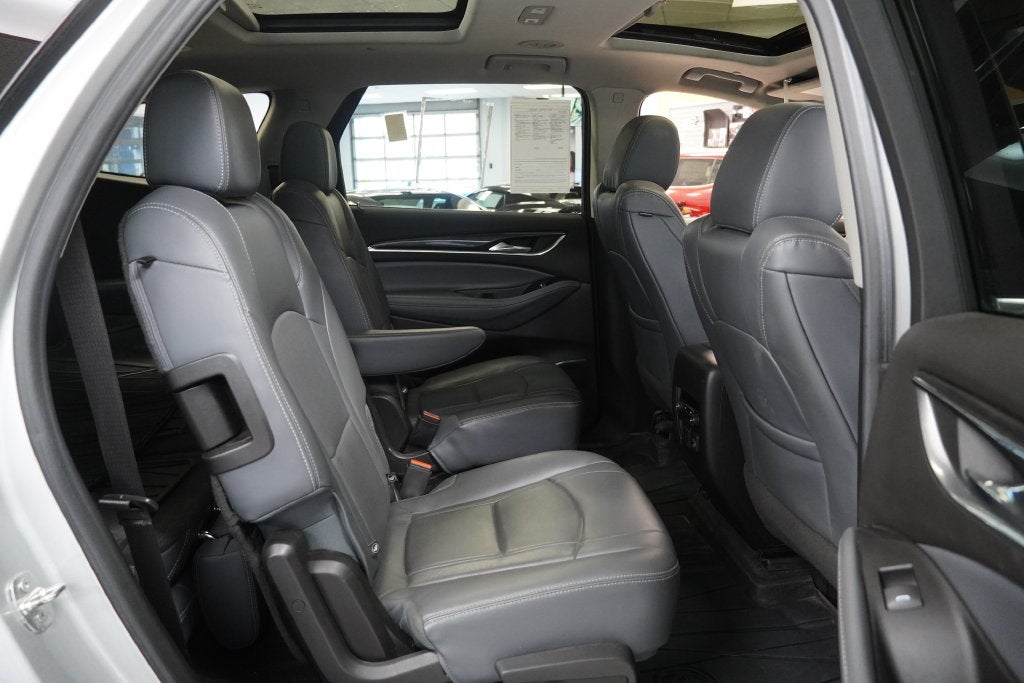 2019 Buick Enclave Essence (AWD)