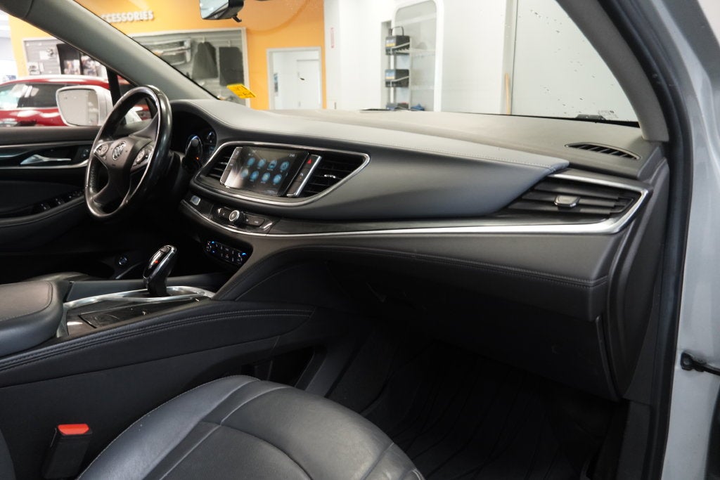 2019 Buick Enclave Essence (AWD)