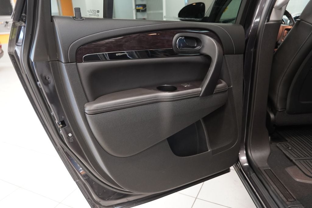 2015 Buick Enclave Leather Group /DUAL SUNROOF