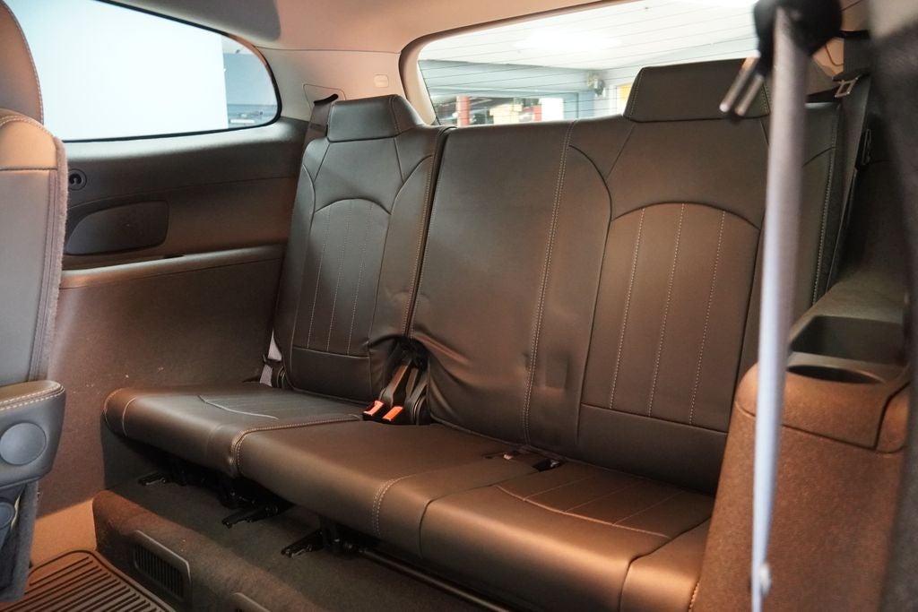 2015 Buick Enclave Leather Group /DUAL SUNROOF