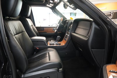 2015 Lincoln Navigator L Base 4WD ( CONVERSION )
