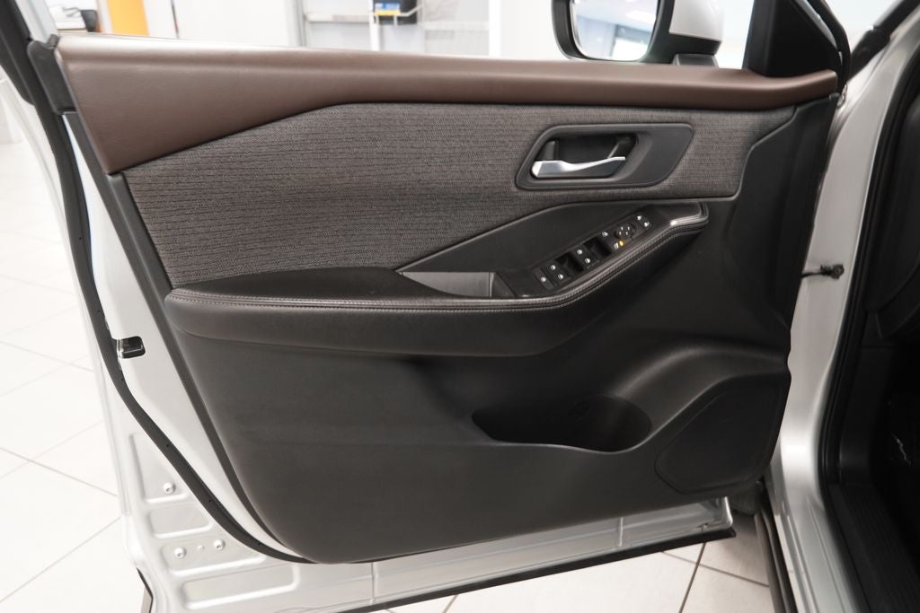 2022 Nissan Rogue SV AWD