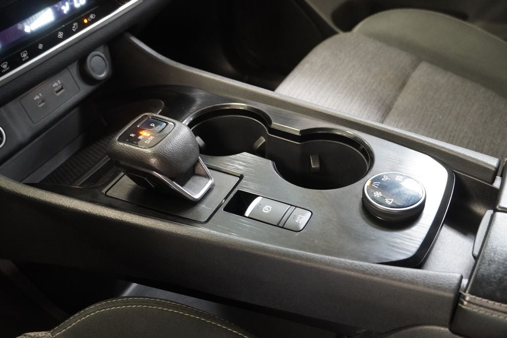 2022 Nissan Rogue SV AWD