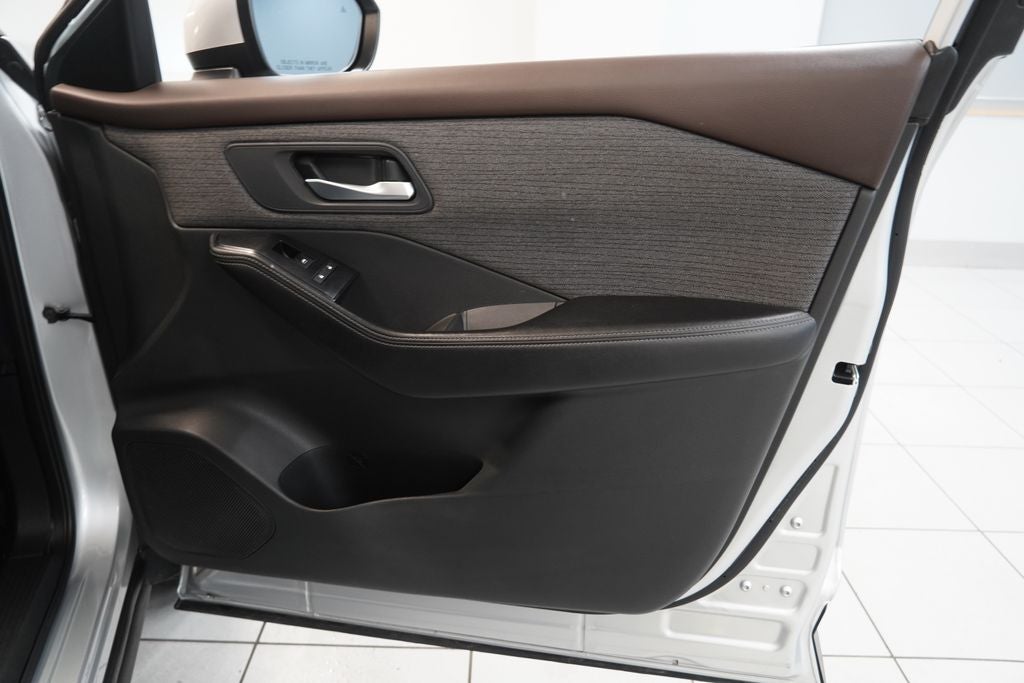 2022 Nissan Rogue SV AWD