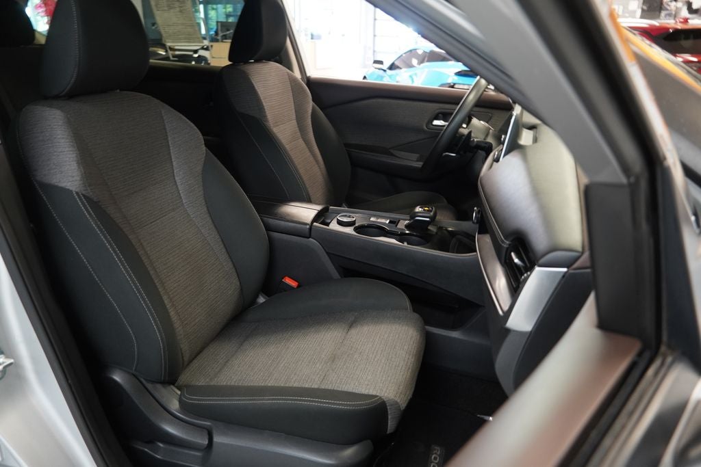 2022 Nissan Rogue SV AWD