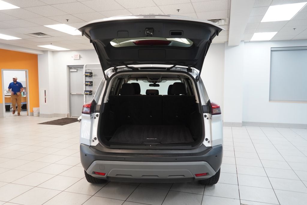 2022 Nissan Rogue SV AWD