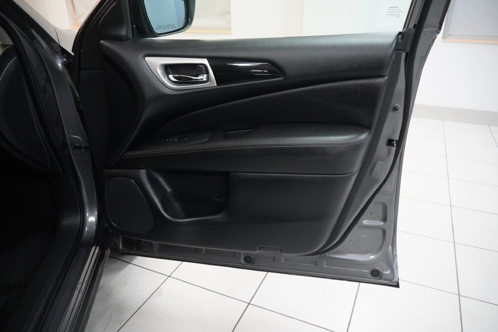 2019 Nissan Pathfinder S ( 4WD )
