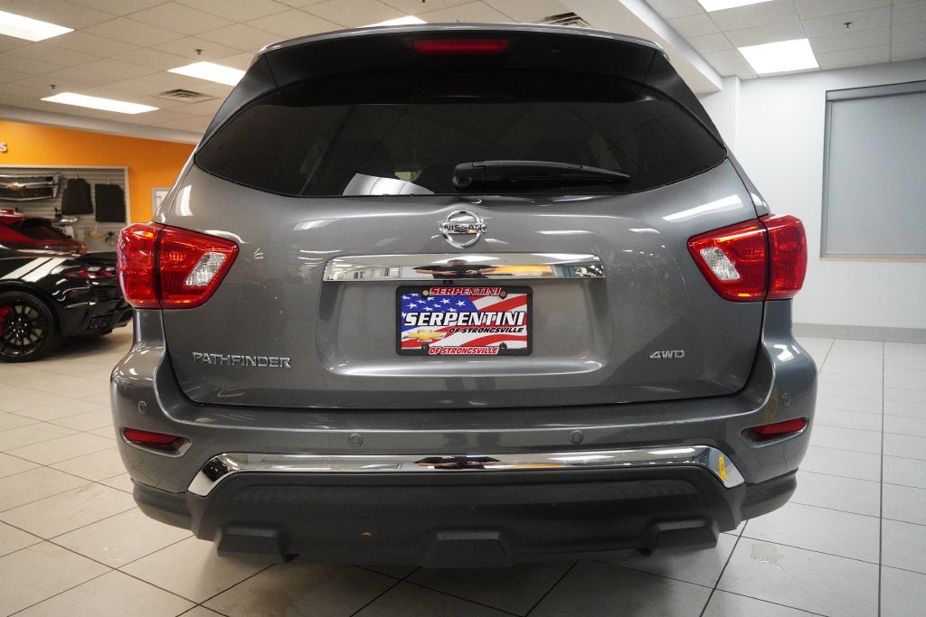 2019 Nissan Pathfinder S ( 4WD )