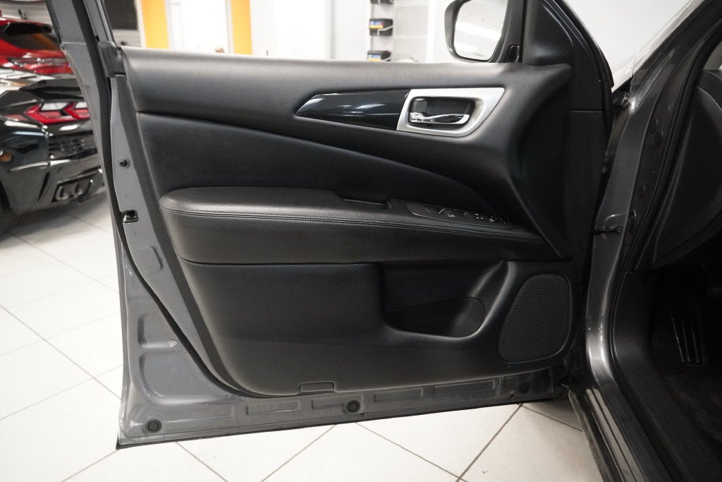 2019 Nissan Pathfinder S ( 4WD )