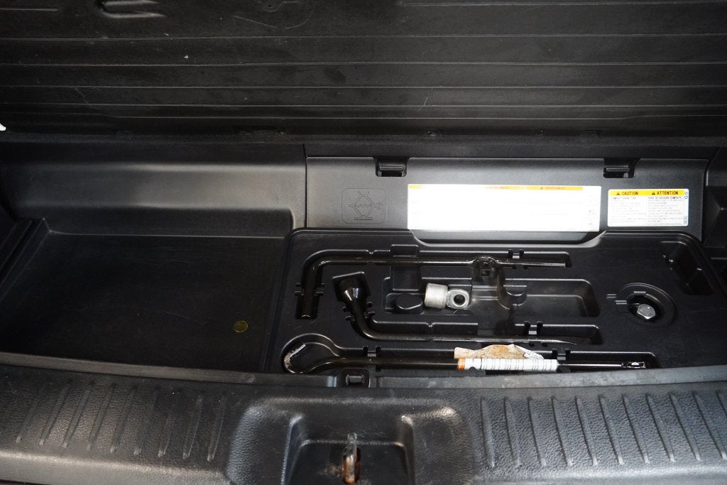 2019 Toyota Highlander LE ( AWD )
