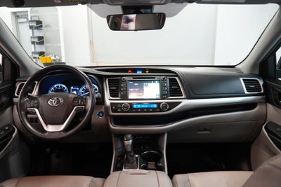 2019 Toyota Highlander XLE ( AWD )