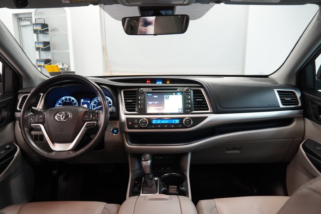 2019 Toyota Highlander XLE ( AWD )