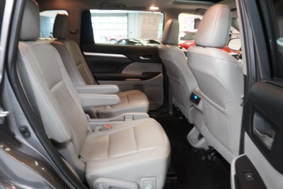 2019 Toyota Highlander XLE ( AWD )