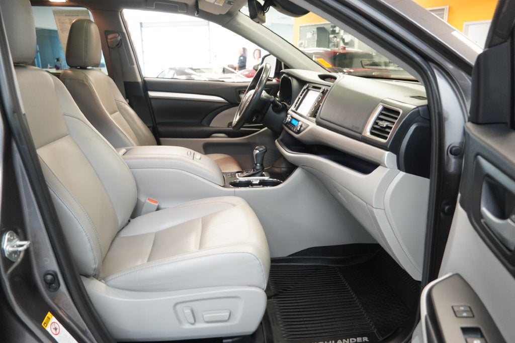 2019 Toyota Highlander XLE ( AWD )