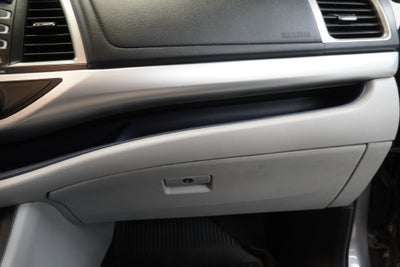 2019 Toyota Highlander XLE ( AWD )