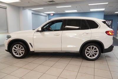 2019 BMW X5 xDrive40i ( AWD )