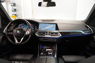 2019 BMW X5 xDrive40i ( AWD )