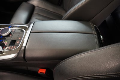 2019 BMW X5 xDrive40i ( AWD )
