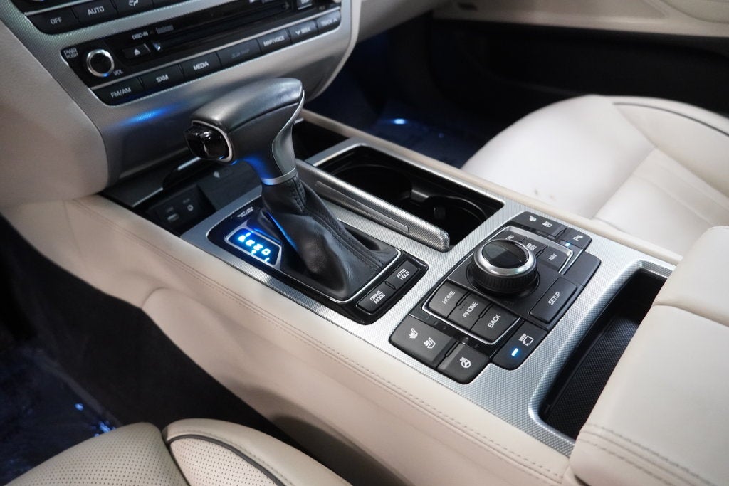 2018 Genesis G80 5.0 Ultimate ( AWD )