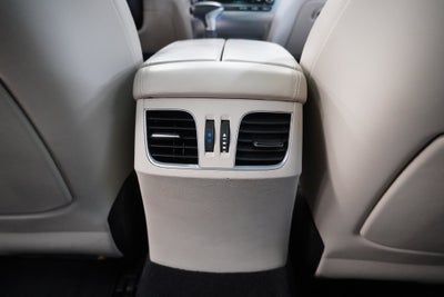 2018 Genesis G80 5.0 Ultimate ( AWD )