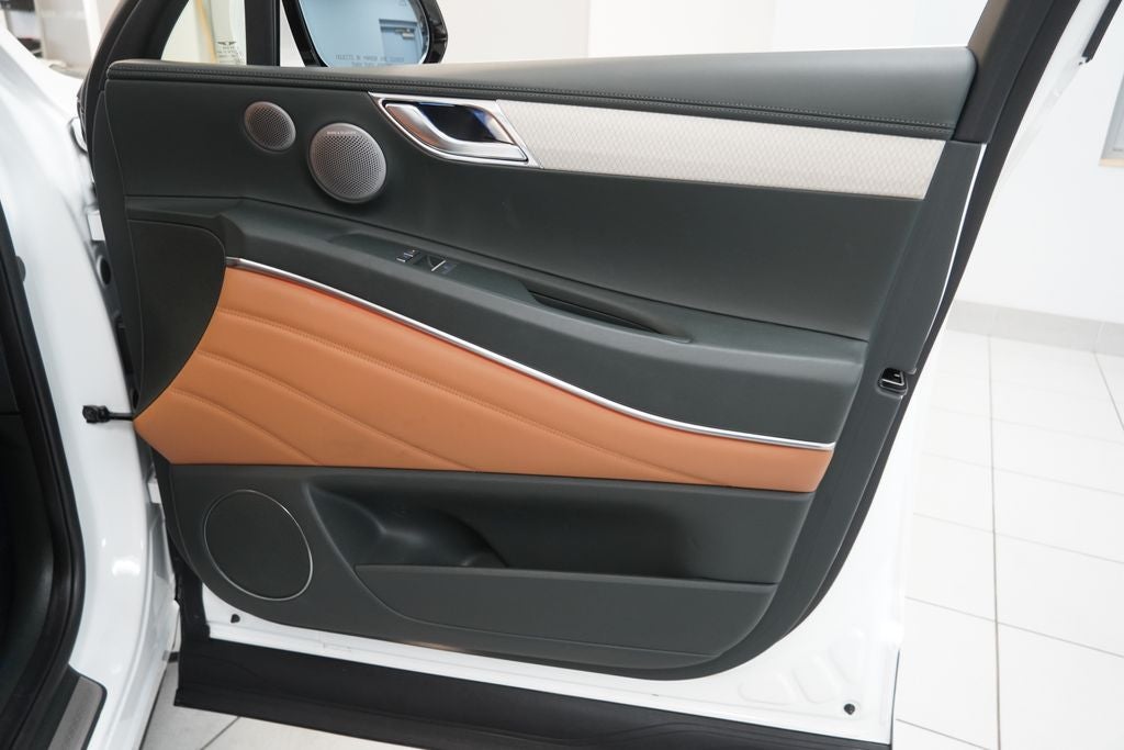 2025 Genesis GV80 2.5T Prestige AWD