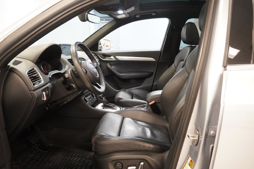 2018 Audi Q3 2.0T Premium Plus quattro