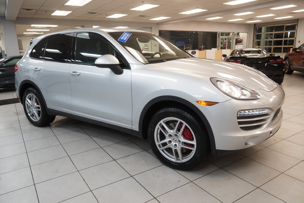 2012 Porsche Cayenne ( AWD )