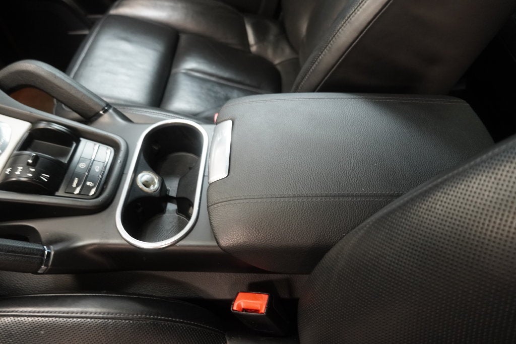 2012 Porsche Cayenne ( AWD )