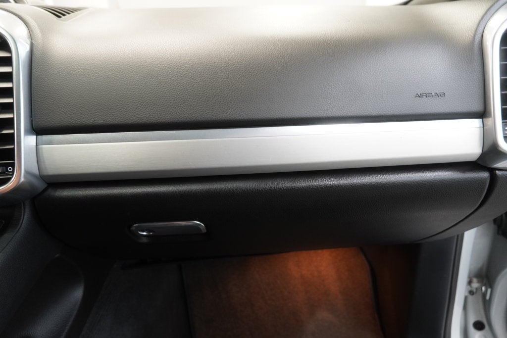 2012 Porsche Cayenne ( AWD )