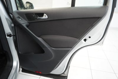 2011 Volkswagen Tiguan S ( PRE-AUCTION ) 4Motion