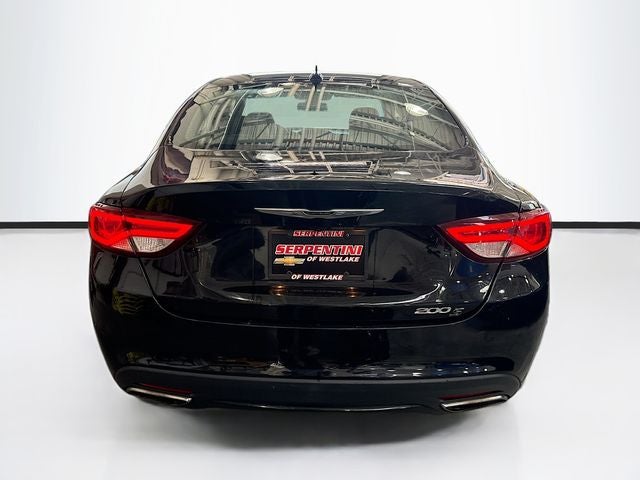 2016 Chrysler 200 S