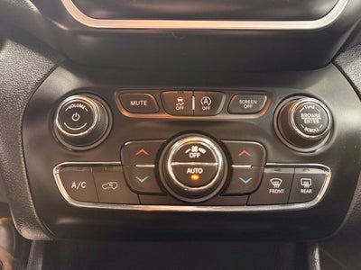 2019 Jeep Cherokee Latitude Plus AWD w/ Remote Start